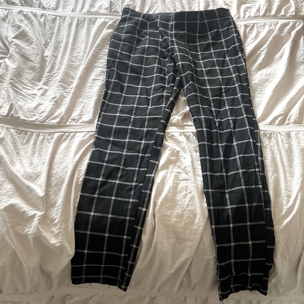 Calvin Klein black and white checkered pants (size 4)